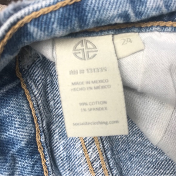 SOCIALITE Blue Denim Button Up Distressed Shorts - Picture 5 of 6